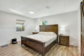 Building Photo - 11240 SW 60th Terrace