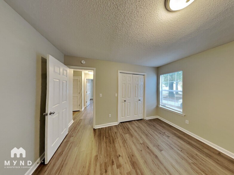 Building Photo - 169 Park Pl Ln