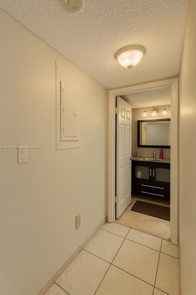 Building Photo - 13341 SW 88th Terrace