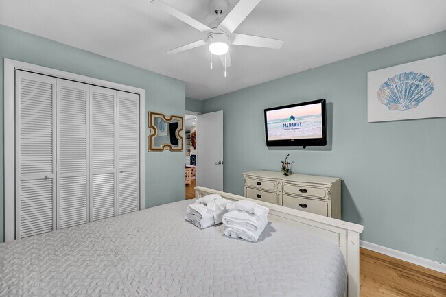 Building Photo - Branson - Breeze