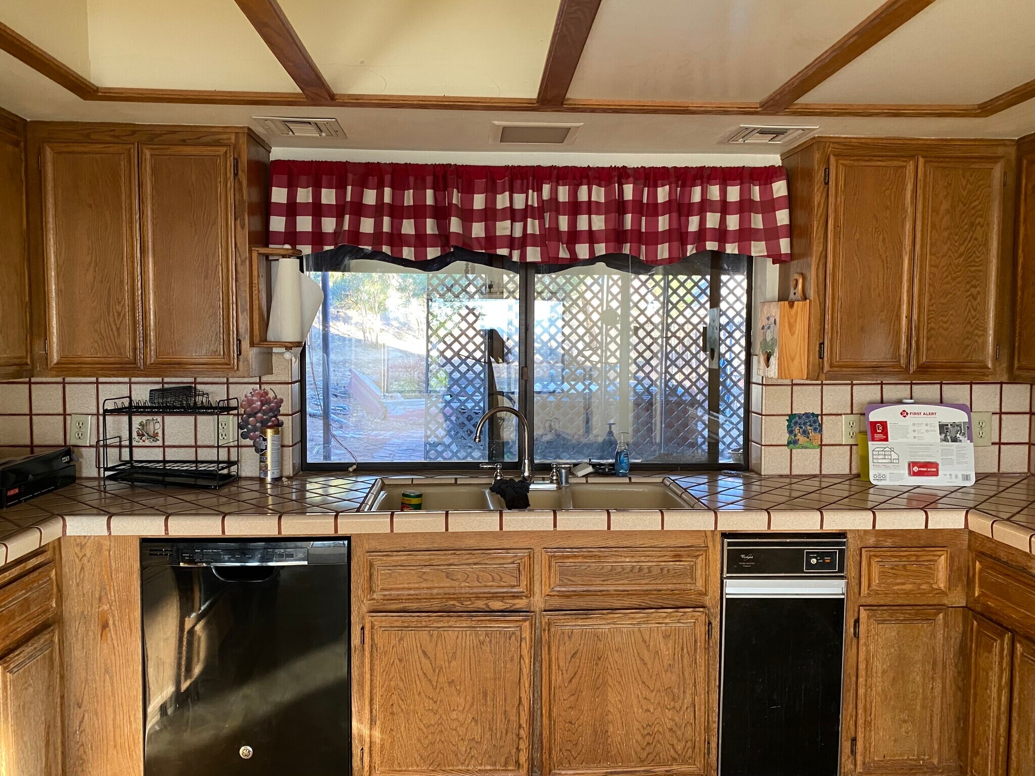 Building Photo - 22065 Ocotillo Way