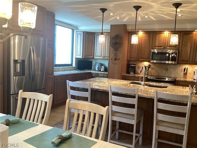 Building Photo - 26140 Hickory Blvd