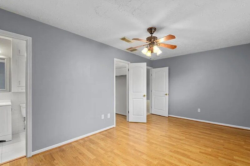 Building Photo - 2126 Redwood St