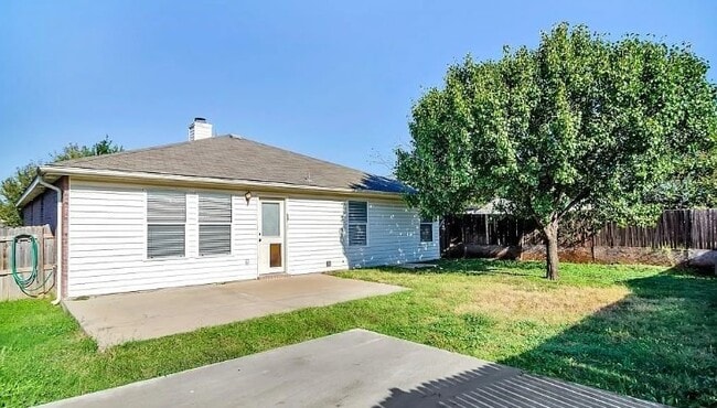 Building Photo - 5640 Ainsdale Dr