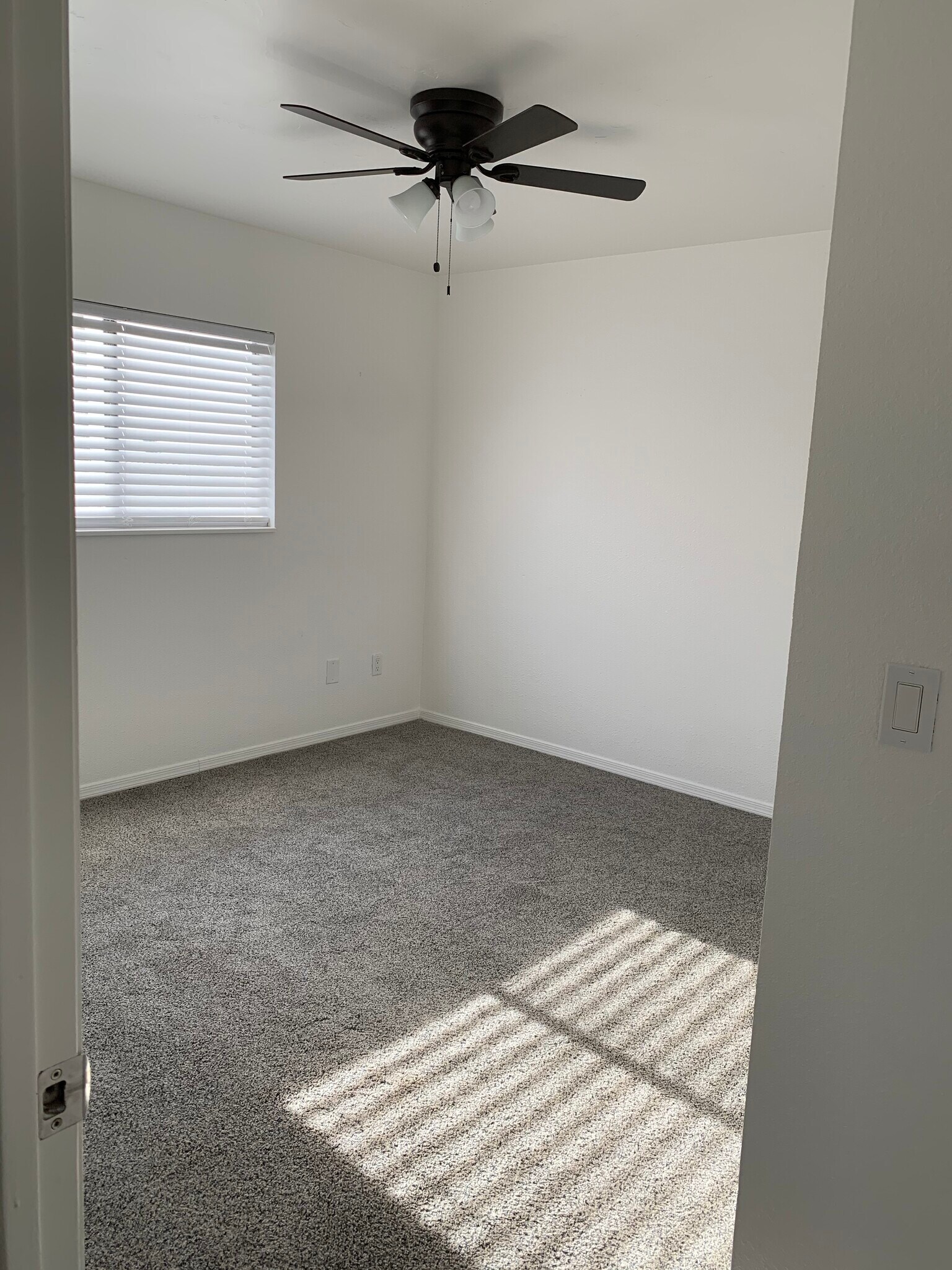 Building Photo - 3576 Stanford Dr