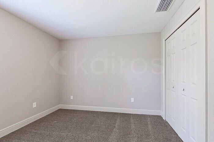 Building Photo - 6 Malauka Radial Pl