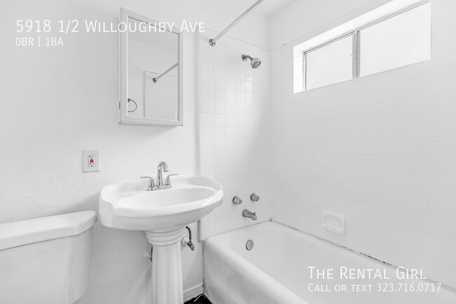 Building Photo - 5918 1/2 Willoughby Ave-