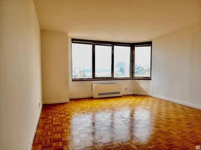 Primary Photo - 0 bedroom in NEW YORK NY 10036