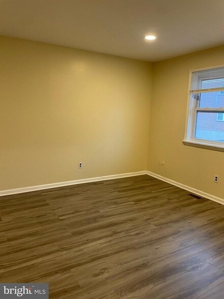 Building Photo - 304 Christopher Pl