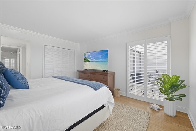 Building Photo - 3443 Gulf Shore Blvd N