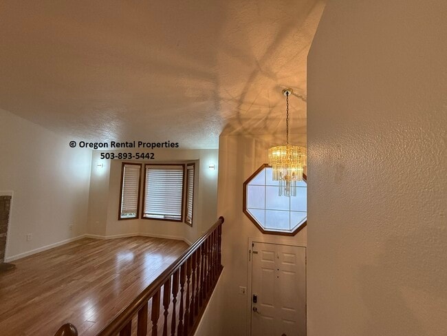 Building Photo - 12802 SE Main St