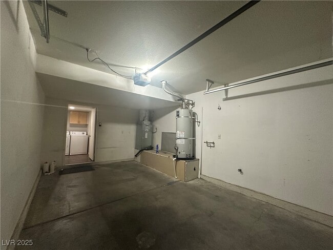 Building Photo - 2604 Ponderosa Pine Ave