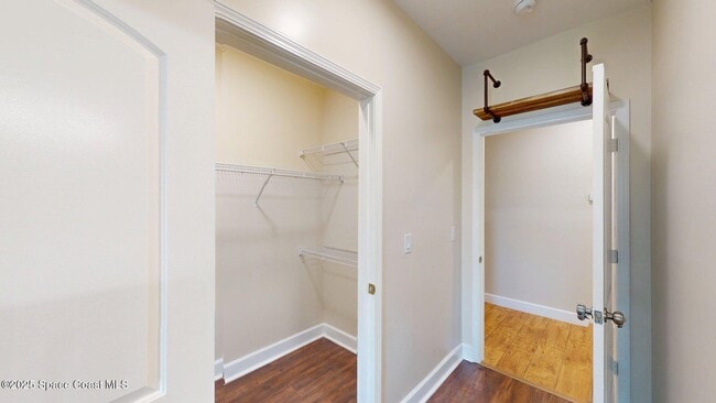 Building Photo - 6451 Borasco Dr