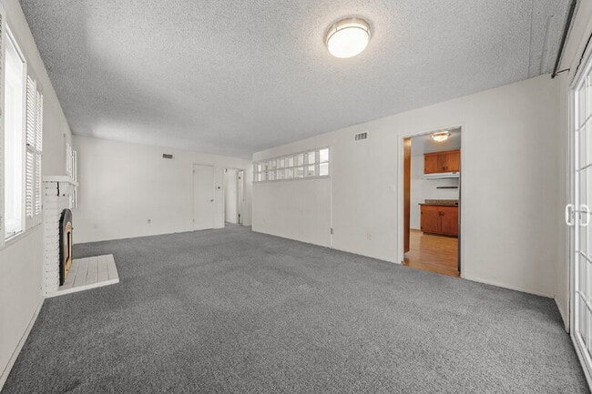 Building Photo - 8346 Lake Baca Dr