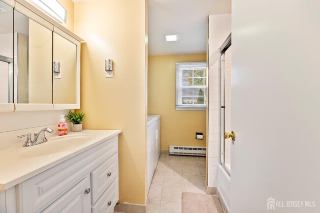 Building Photo - 177N Rossmoor Dr