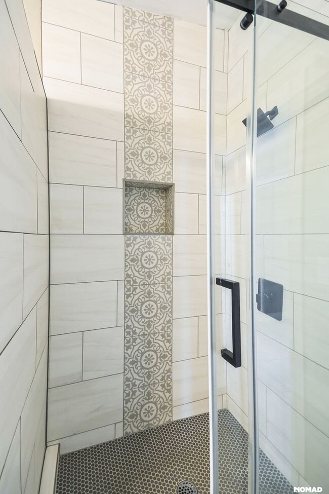 Building Photo - 3555 E 4th St