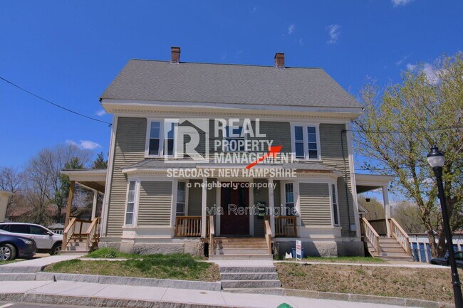 Building Photo - 40 Grove St
