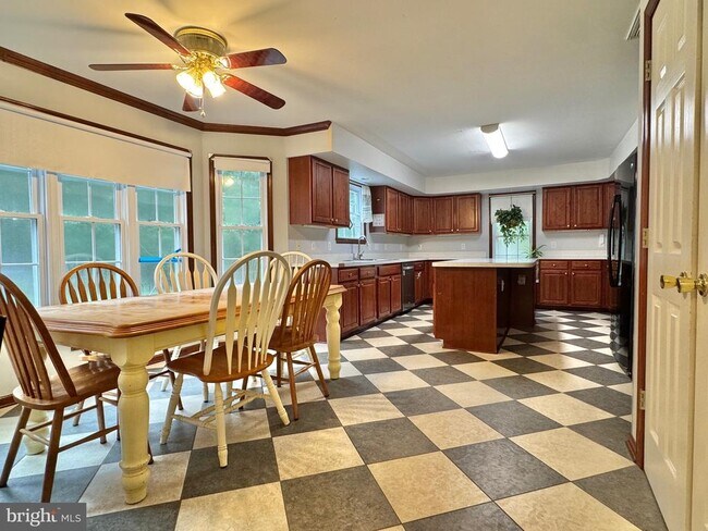 Building Photo - 6709 Towles Mill Rd