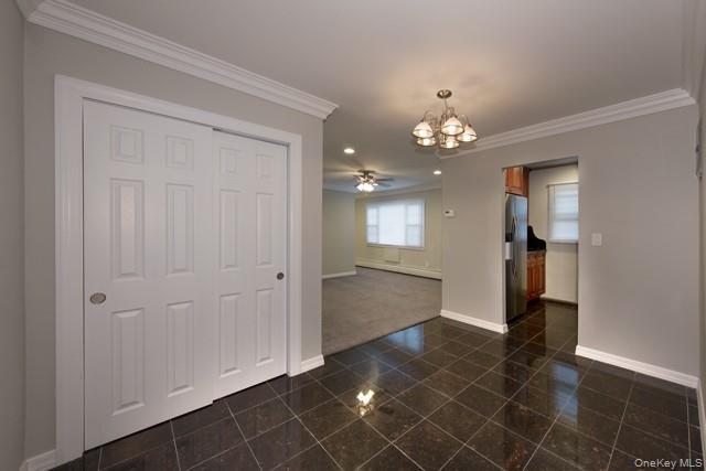 Building Photo - 315 Robinson Ave