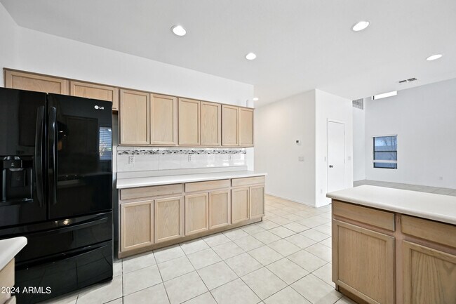Building Photo - 10831 W Sheridan St