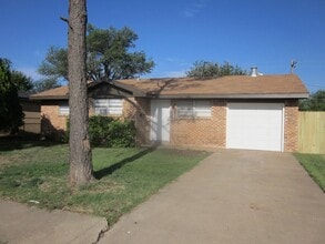 Building Photo - Eastridge Home!