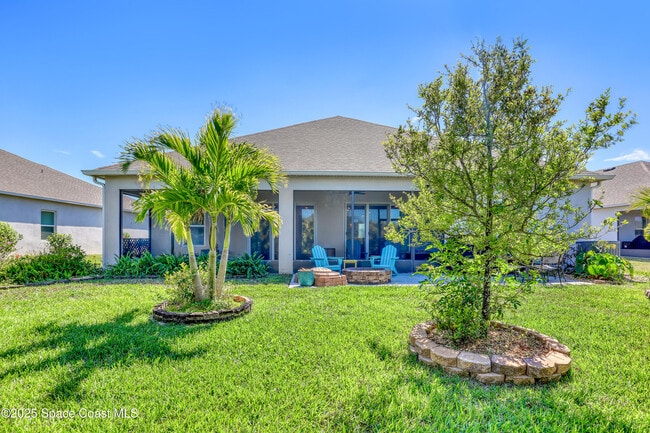 Building Photo - 4318 Lago Vis Dr