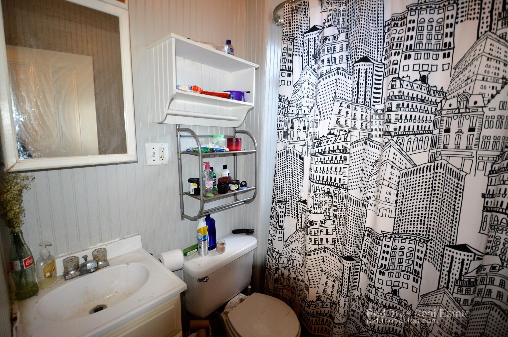 Building Photo - 17 Eldora St