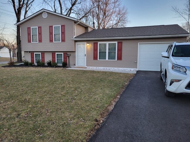 Building Photo - 793 Kienle Ave