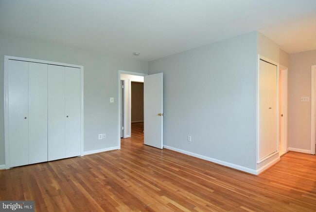 Building Photo - 9758 Cardinal Rd