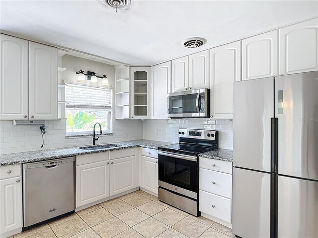 Building Photo - 3753 Benson Ave N