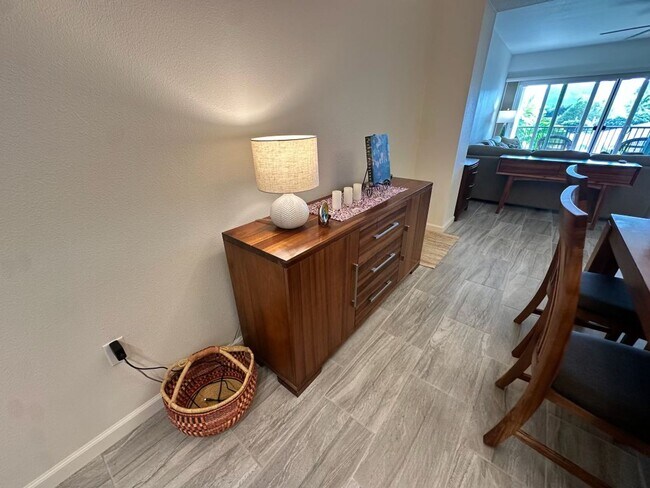 Building Photo - Furnished 2BR/2BA at Ka Malanai in Kailua + Central A/C & 2 Parking