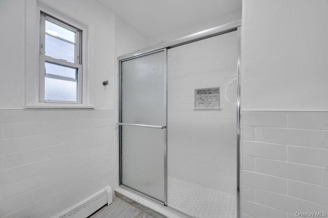 Building Photo - 74-16 85th Rd