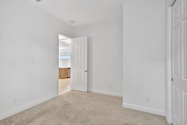 Building Photo - 9225 SW Pepoli Way