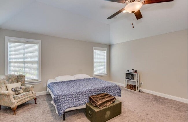 Building Photo - 3651 Kearsley St