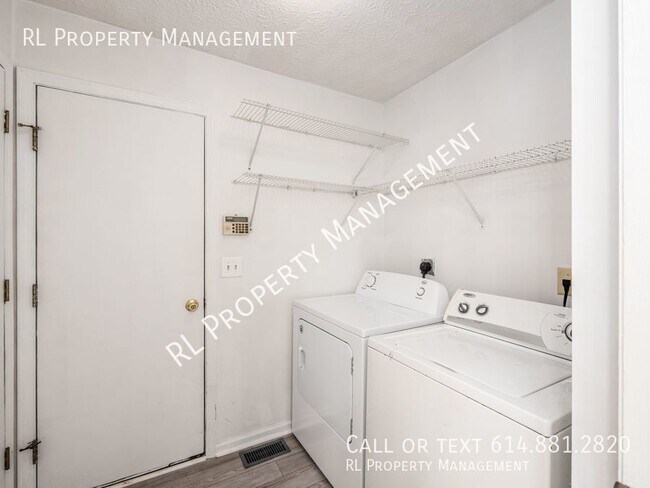 Building Photo - Lovely 3 Bedroom 1.2 Bathroom Single Famil...