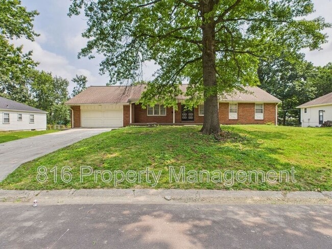 Primary Photo - 3233 Shady Bend Dr