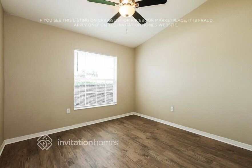 Building Photo - 8749 Pebblebrooke Way