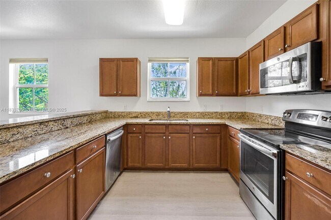 Building Photo - 8650 NW 97th Ave