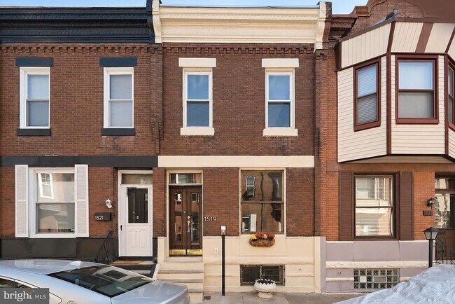 Building Photo - 1519 N Dover St