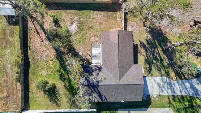 Building Photo - 7801 Rolling Grove Dr W