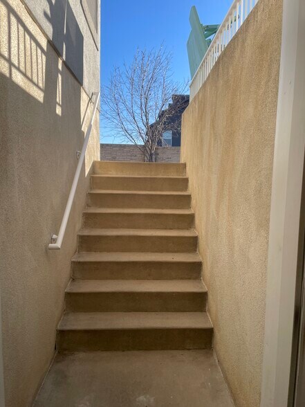 Building Photo - 719 W 2175 N