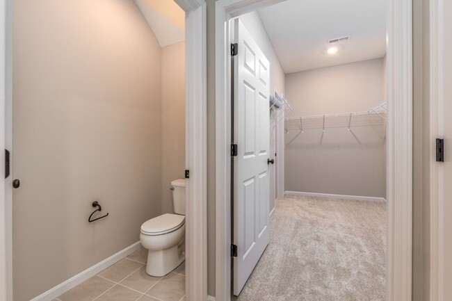 Building Photo - 5634 Callaway Dr