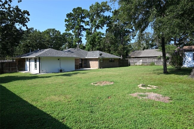 Building Photo - 212 Summit Dr
