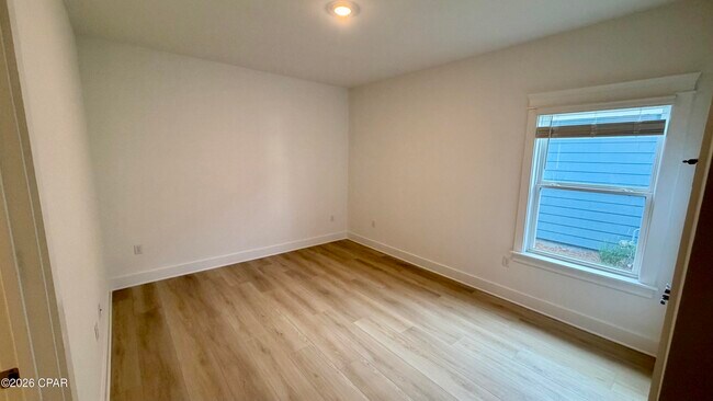Building Photo - 938 Crystal Byu Blvd