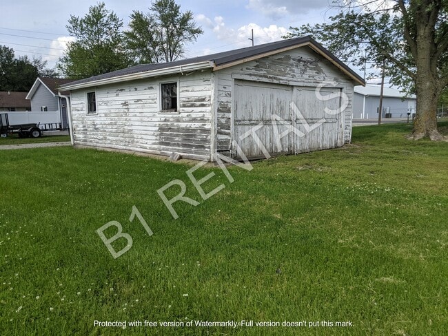 Building Photo - 1410 S Obrien St