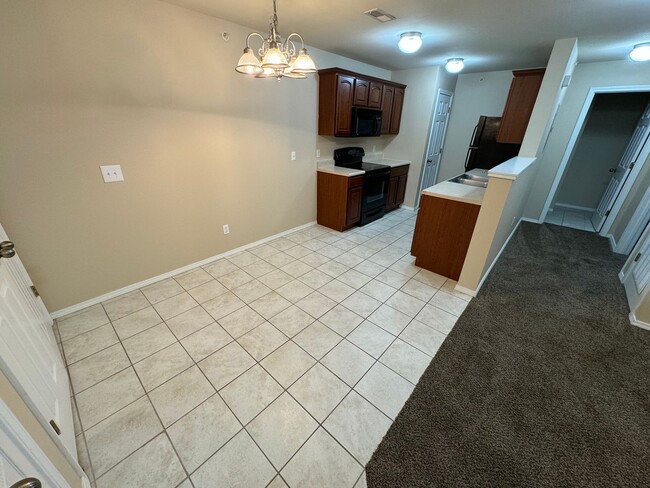 Building Photo - Clifton Heights Apartments - 1 Bedroom 1 b...