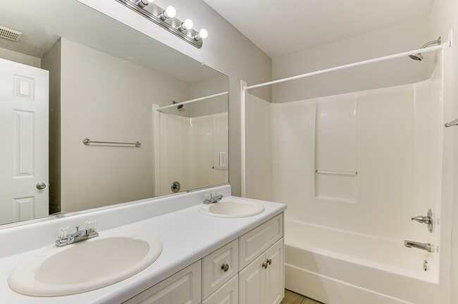 Building Photo - 4680 Brookwood Ln