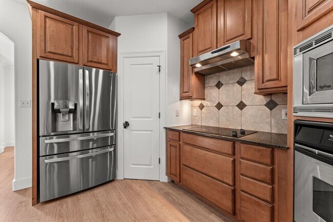 Building Photo - 14000 Saskatchewan Dr