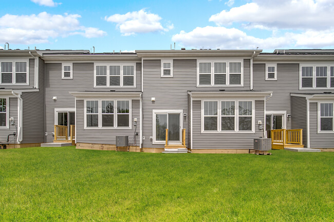 Building Photo - 2259 Horseshoe Cir