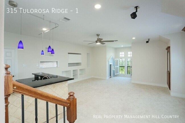 Building Photo - 315 Tulorosa Ridge